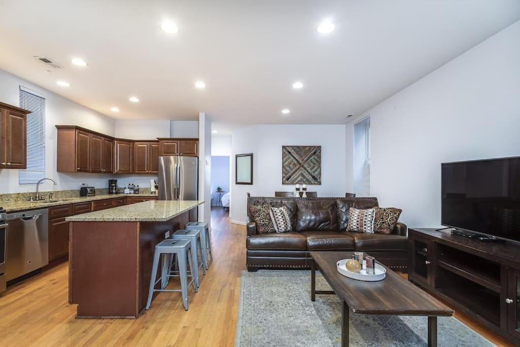 Lincoln Park Living - Suite 1 シカゴ エクステリア 写真